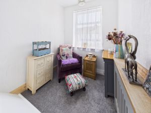 Bed 3- click for photo gallery